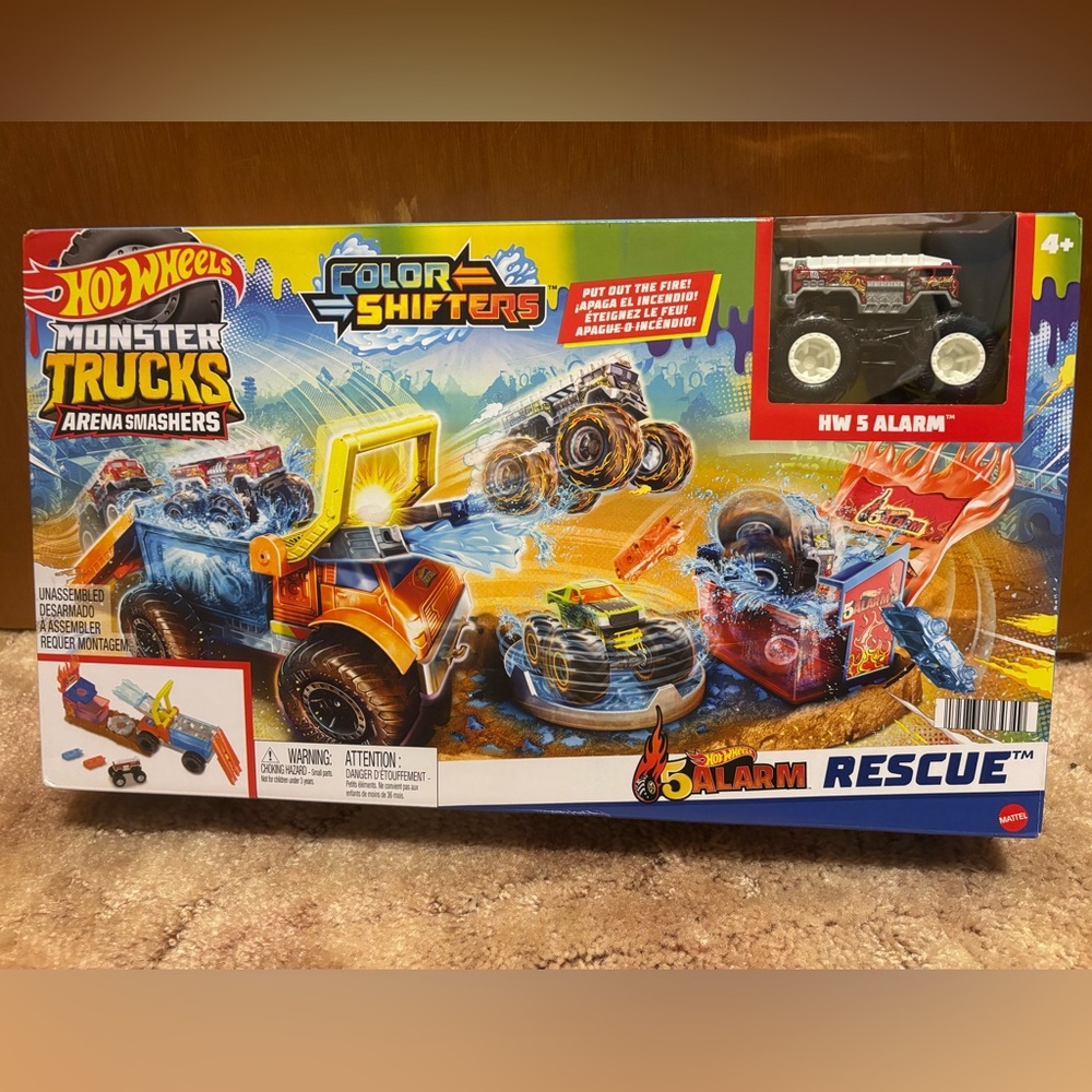 Hot Wheels Monster Trucks Arena Smashers  Color Shifters 5 Alarm Rescue NEW